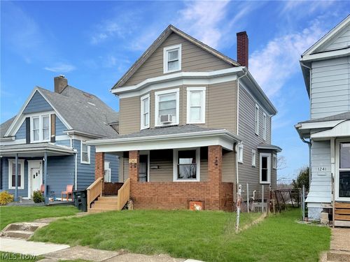 1243 Oakgrove Ave, Steubenville, OH, 43952-1649 | Card Image