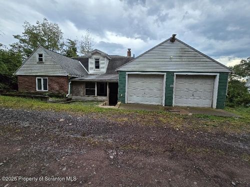 64 N Hunter Hwy, Drums, PA, 18222-2227 | Card Image