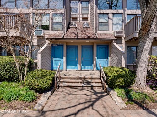 102-1465 E Putnam Ave, Old Greenwich, CT, 06870-1338 | Card Image
