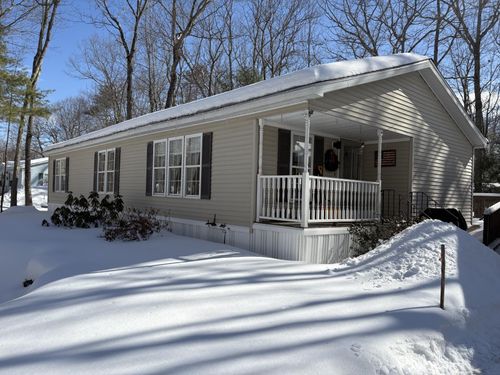 9 Kenyann Dr, Wolfeboro, NH, 03894-4822 | Card Image