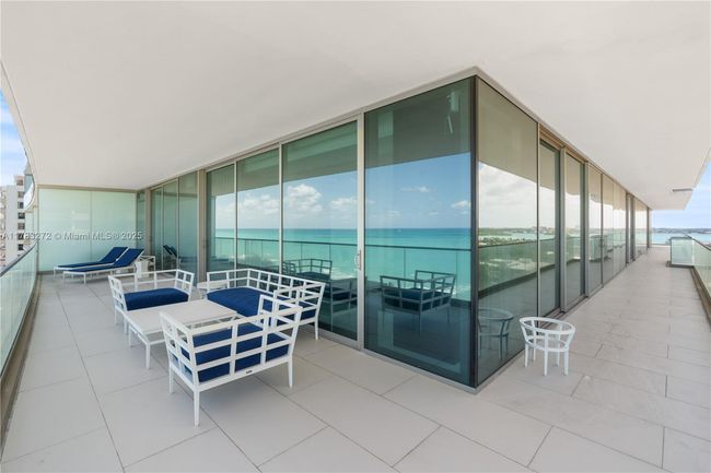 UNIT-1001 - 10203 Collins Ave, Condo with 3 bedrooms, 5 bathrooms and null parking in Bal Harbour FL | Image 32