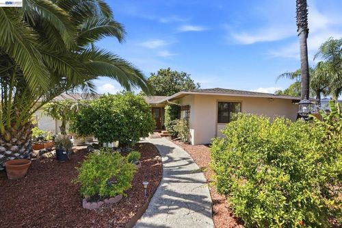 893 Bel Marin Keys Blvd, Novato, CA, 94949-5310 | Card Image