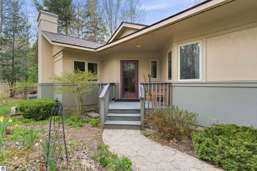 28-12055 S Woodwinds Circle, Traverse City, MI, 49684 | Card Image