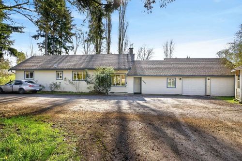 8642 Harvie Rd, Surrey, BC, V4N5X8 | Card Image