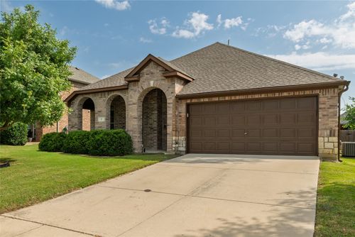 7 Chukar Ln, Sanger, TX, 76266-5762 | Card Image
