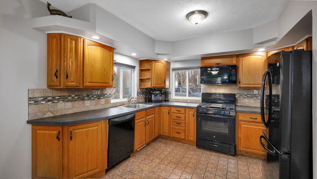 9681 Listeria St, House other with 3 bedrooms, 2 bathrooms and null parking in Commerce Twp MI | Image 15