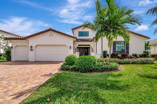 8212 Grand Prix Ln, Boynton Beach, FL, 33472-2784 | Card Image