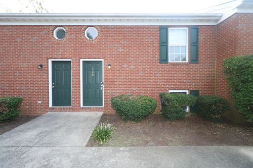 320 Lakeview Drive, Nicholasville, KY, 40356 | Card Image