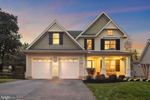 4700 Edgefield Rd, BETHESDA, MD, 20814-4016 | Card Image