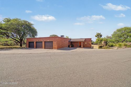 1672 W Camino Campestre, Nogales, AZ, 85621-3608 | Card Image