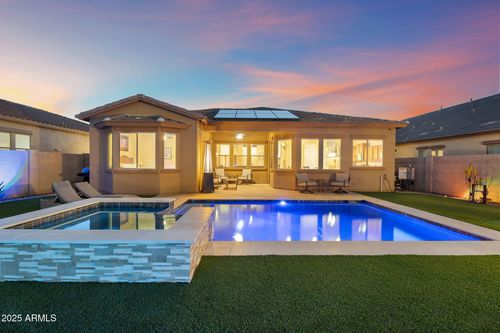 18438 W Lavender Ln, Goodyear, AZ, 85338-5076 | Card Image