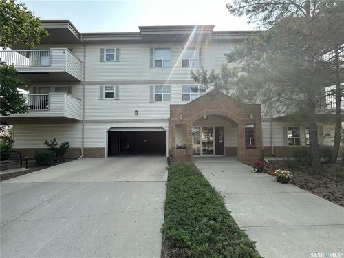 206-1112 98th St, Tisdale, SK, S0E1T0 | Card Image
