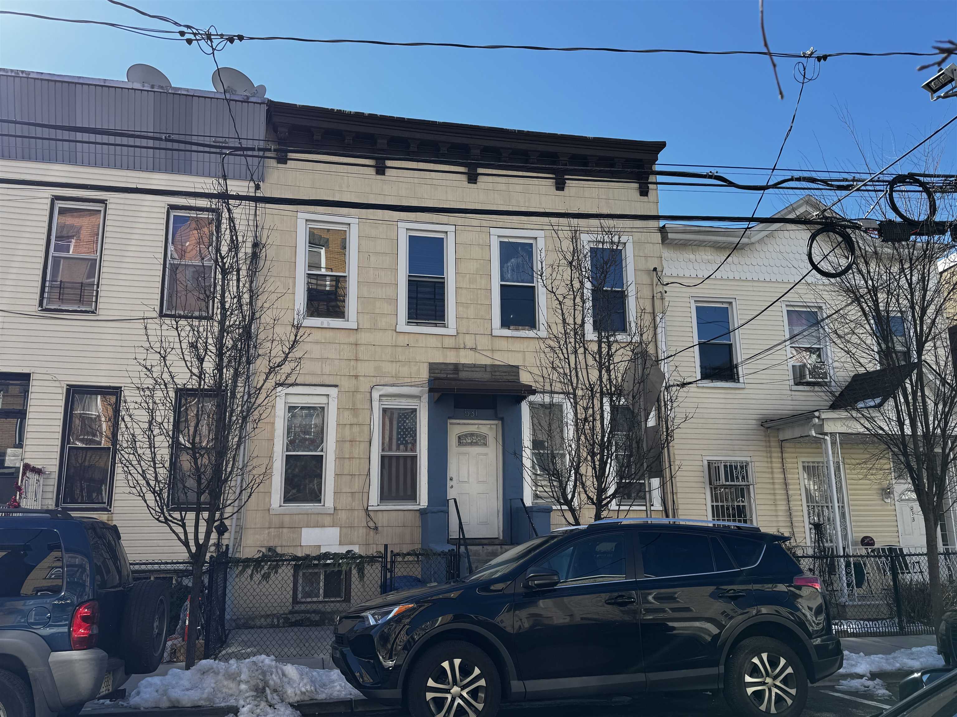 531 28 Th St, For Sale in Union City eXp Realty