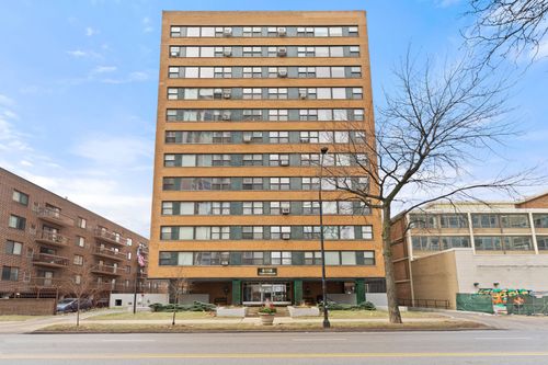 apt-204-6118 N Sheridan Rd, Chicago, IL, 60660-2839 | Card Image