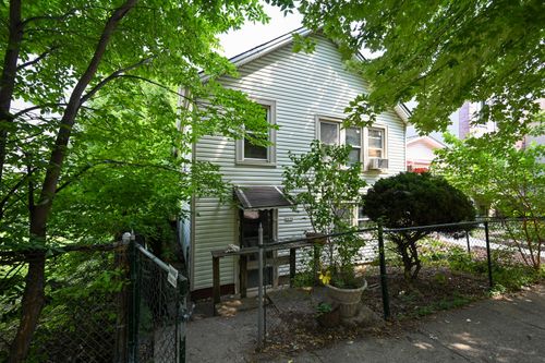 2638 W Medill Avenue, Chicago, IL, 60647 | Card Image