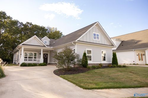 6505 Castor Dr Nw, Madison, AL, 35757-2302 | Card Image