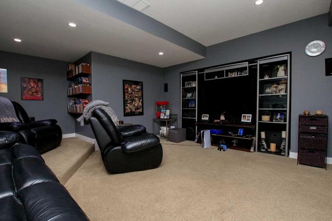 76 Illingworth Close, House other with 5 bedrooms, 3 bathrooms and 4 parking in Red Deer AB | Image 38
