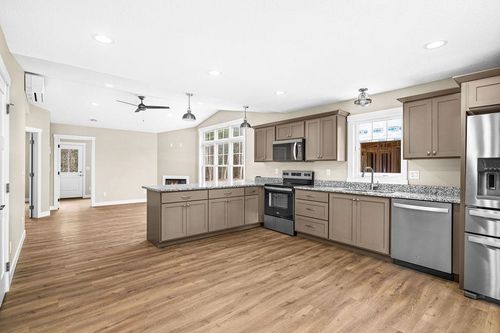 3136-3136 Maple Dr, Cloquet, MN, 55720-3339 | Card Image