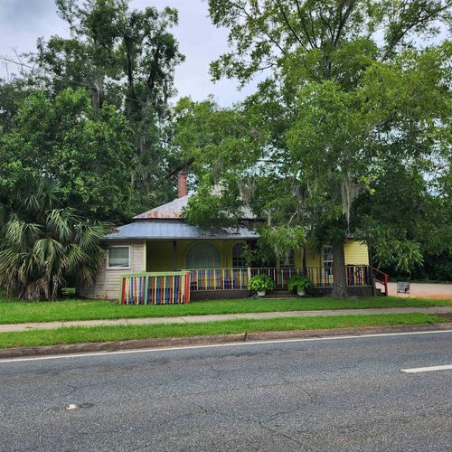 359 E Jefferson St, Quincy, FL, 32351-2531 | Card Image