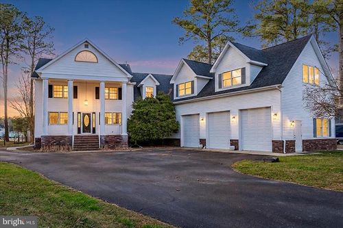 10135 Waterview Dr, Ocean City, MD, 21842-9636 | Card Image