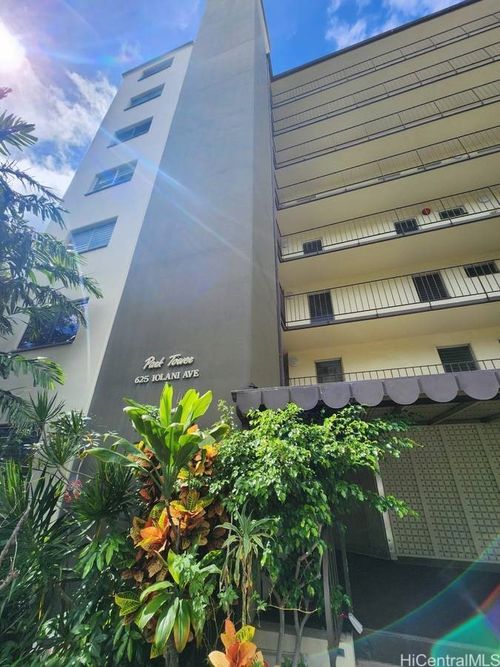 a704-625 Iolani Ave, Honolulu, HI, 96813-1867 | Card Image