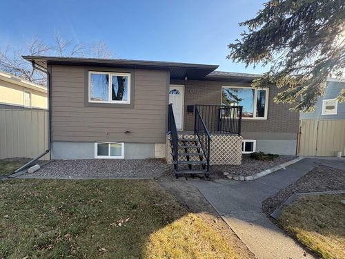 413 23 Street S, Lethbridge, AB, T1J3M8 | Card Image