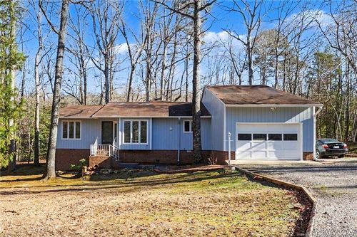 2113 Traceway S, Sanford, NC, 27332 | Card Image