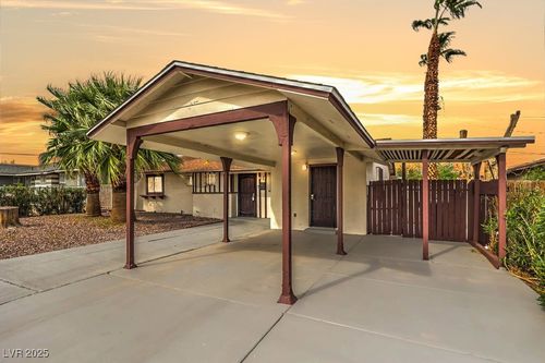 1809 Brady Ave, Las Vegas, NV, 89101-1227 | Card Image