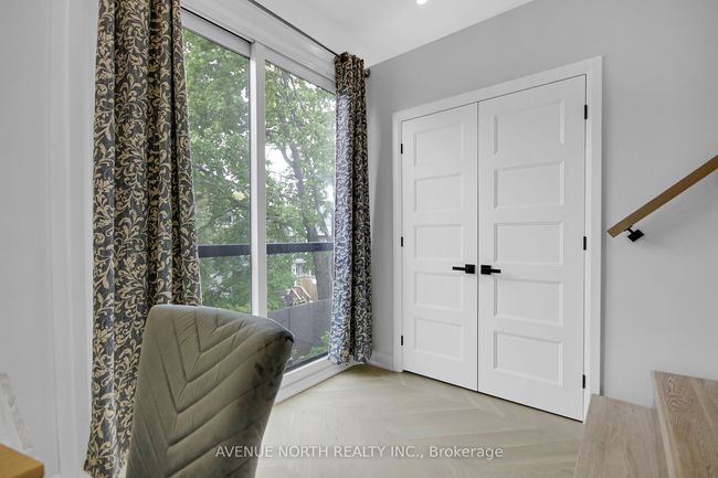 48 Brighton Ave, House attached with 5 bedrooms, 4 bathrooms and 2 parking in Ottawa ON | Image 38