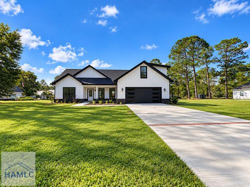243 Charlton St, Jesup, GA, 31545-7722 | Card Image