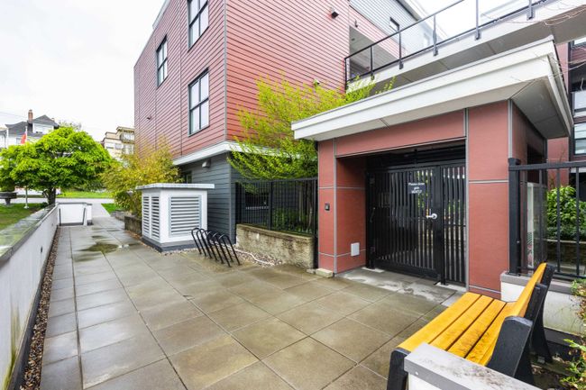 304 - 218 Carnarvon Street, Townhouse with 2 bedrooms, 2 bathrooms and 1 parking in New Westminster BC | Image 4
