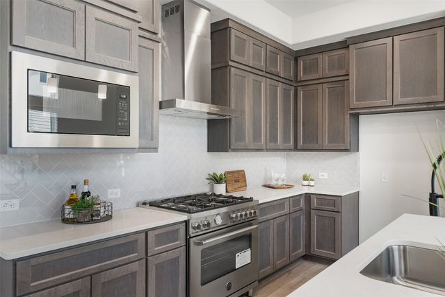 2012 Kit Cir, House other with 4 bedrooms, 3 bathrooms and 2 parking in Austin TX | Image 8