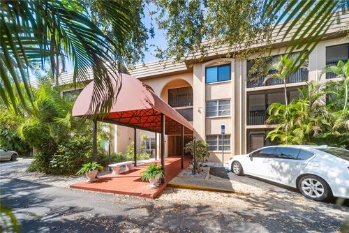 118-3700 S Osprey Ave, SARASOTA, FL, 34239-6823 | Card Image