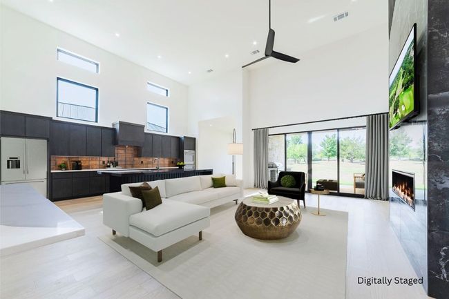 125 Azalea Loop, House other with 3 bedrooms, 3 bathrooms and 3 parking in Horseshoe Bay TX | Image 8