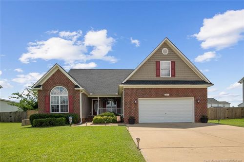 1411 Seabiscuit Dr, Parkton, NC, 28371-7702 | Card Image