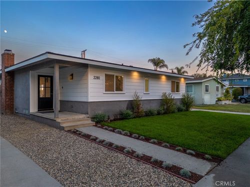 2280 Tevis Ave, Long Beach, CA, 90815-2210 | Card Image