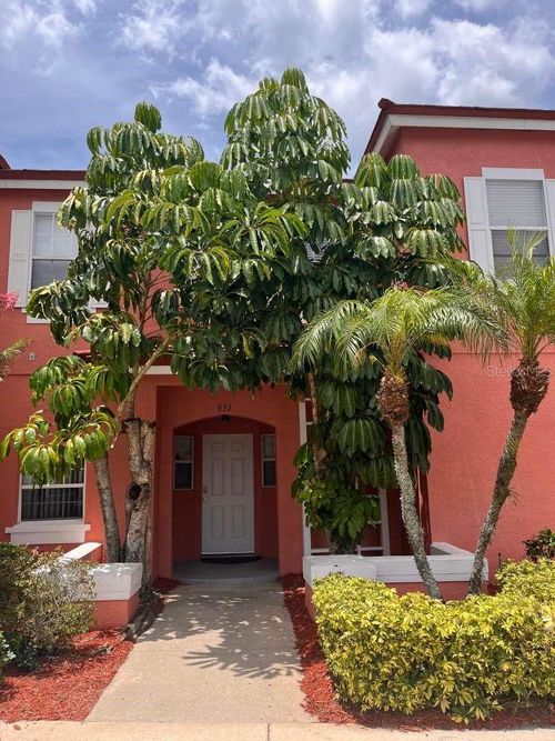 932 Park Terrace Cir, KISSIMMEE, FL, 34746-6128 | Card Image