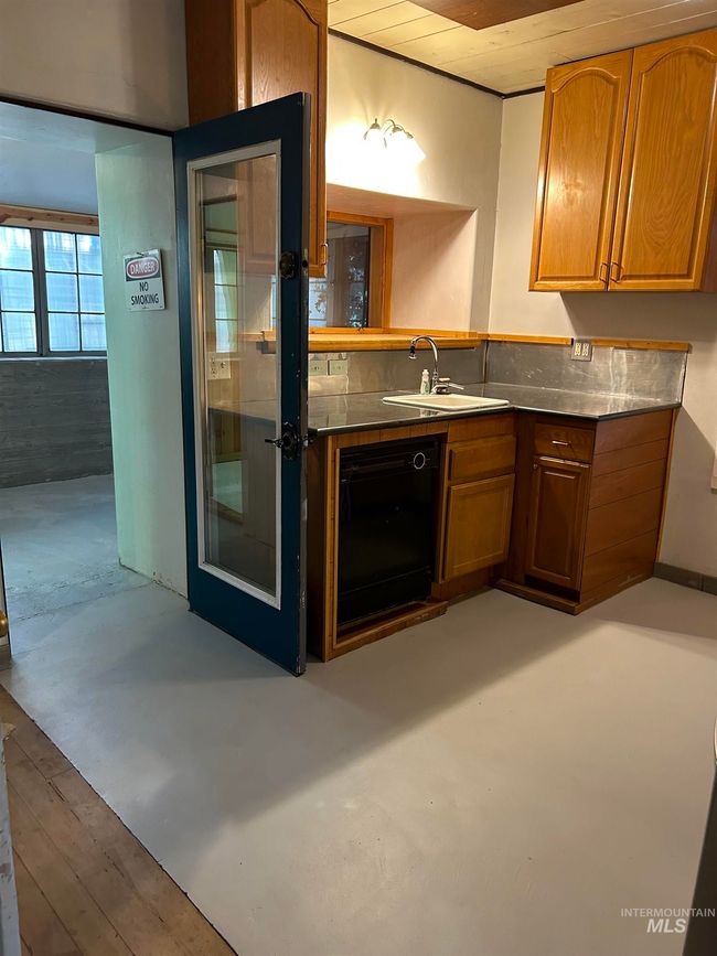 309 E E C St, House other with 3 bedrooms, 2 bathrooms and null parking in Shoshone ID | Image 17