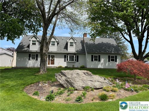 4682 Pine Dr, Nazareth, PA, 18064-8515 | Card Image