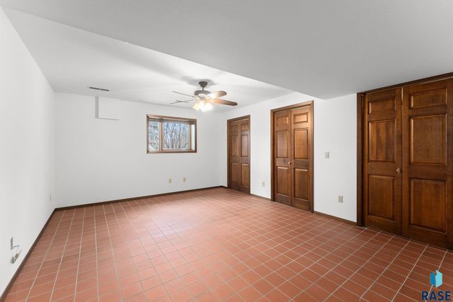 504 E Plum Creek Rd, House other with 4 bedrooms, 5 bathrooms and null parking in Sioux Falls SD | Image 42