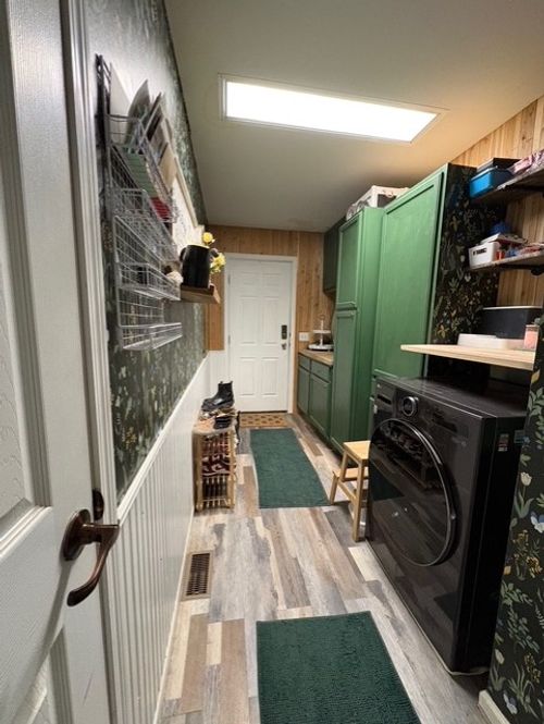 522 Weldy St, Chester, MT, 59522-7893 | Card Image