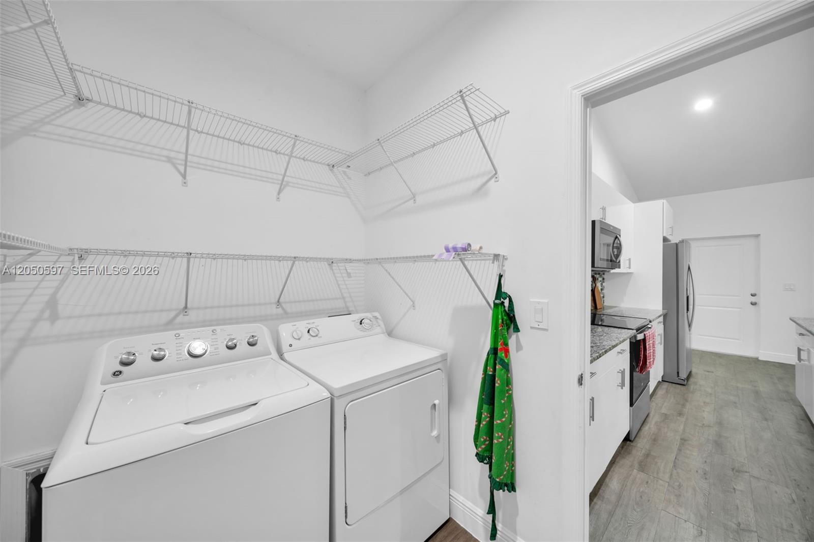 Residential in La Belle 4