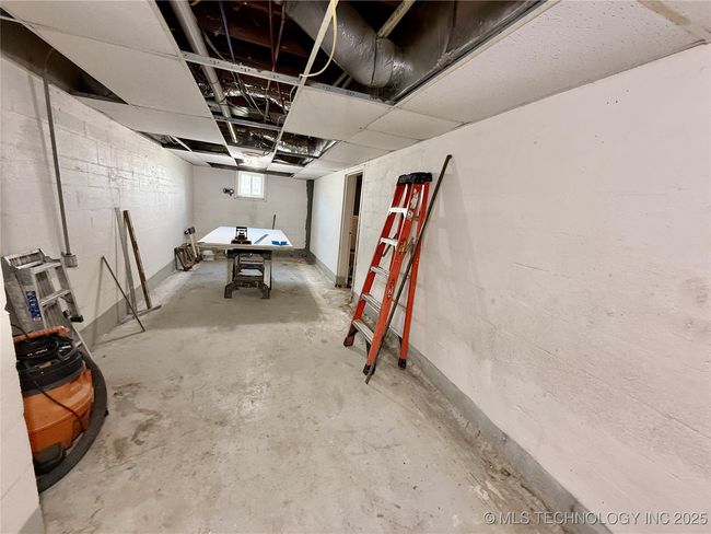 Storage/work room | Image 72