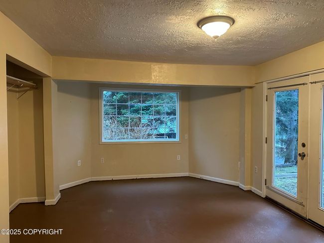 Large downstairs bedroom/family room | Image 16