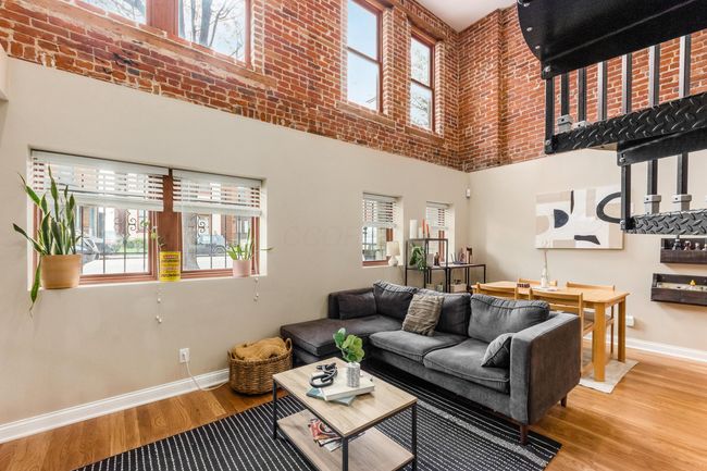 108 Hamilton Ave, Condo with 2 bedrooms, 2 bathrooms and null parking in Columbus OH | Image 7