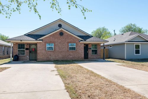 1416 E Mulkey St, Fort Worth, TX, 76104-7017 | Card Image