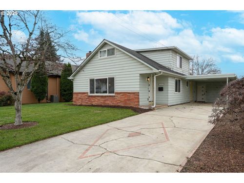 507 N 2nd St, Silverton, OR, 97381-1408 | Card Image