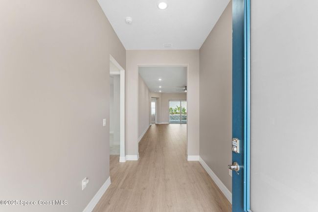 Foyer | Image 9