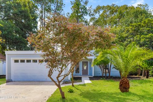 3938 Pine Breeze Rd S, JACKSONVILLE, FL, 32257-6047 | Card Image