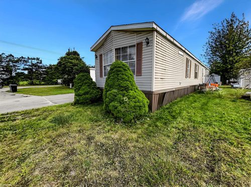 49679 Trafalgar Ct, Shelby Township, MI, 48315-3876 | Card Image